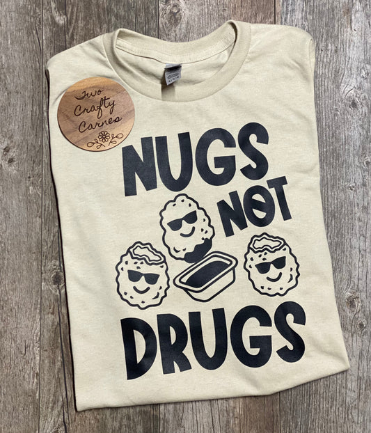 NUGS NOT DRUGS SAND TEE